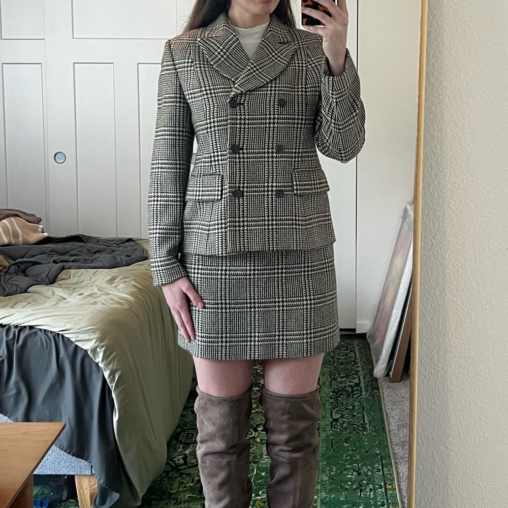Vintage Isaac Mizrahi Plaid Blazer & Skirt Set - Picture 10 of 10